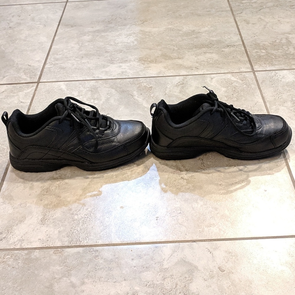 Safe T Step nonslip tennis shoes